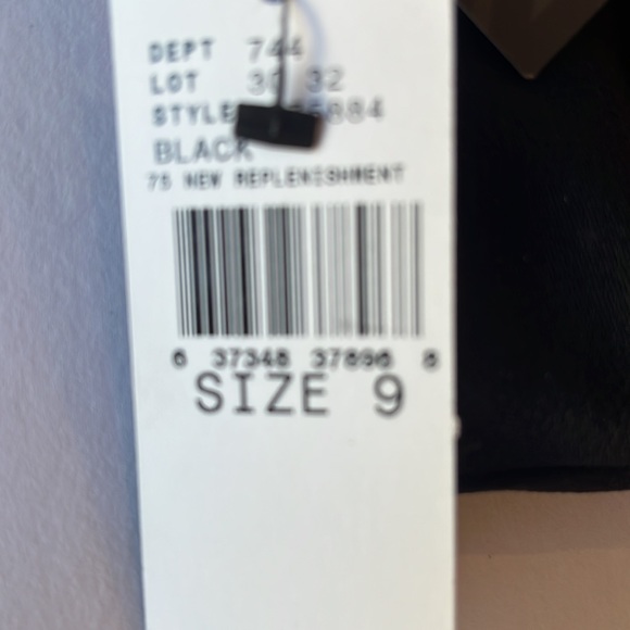 Skirt - Picture 4 of 4